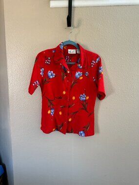 Kathie Lee Red Floral Button-Up Blouse Women 6 Vintage Lightweight Polyester